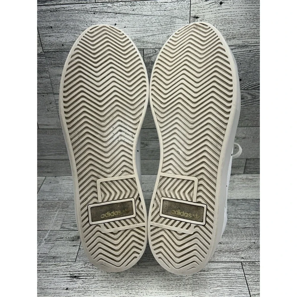 Adidas Sleek White Gold Leather Casual Sneakers Womens 7‎
